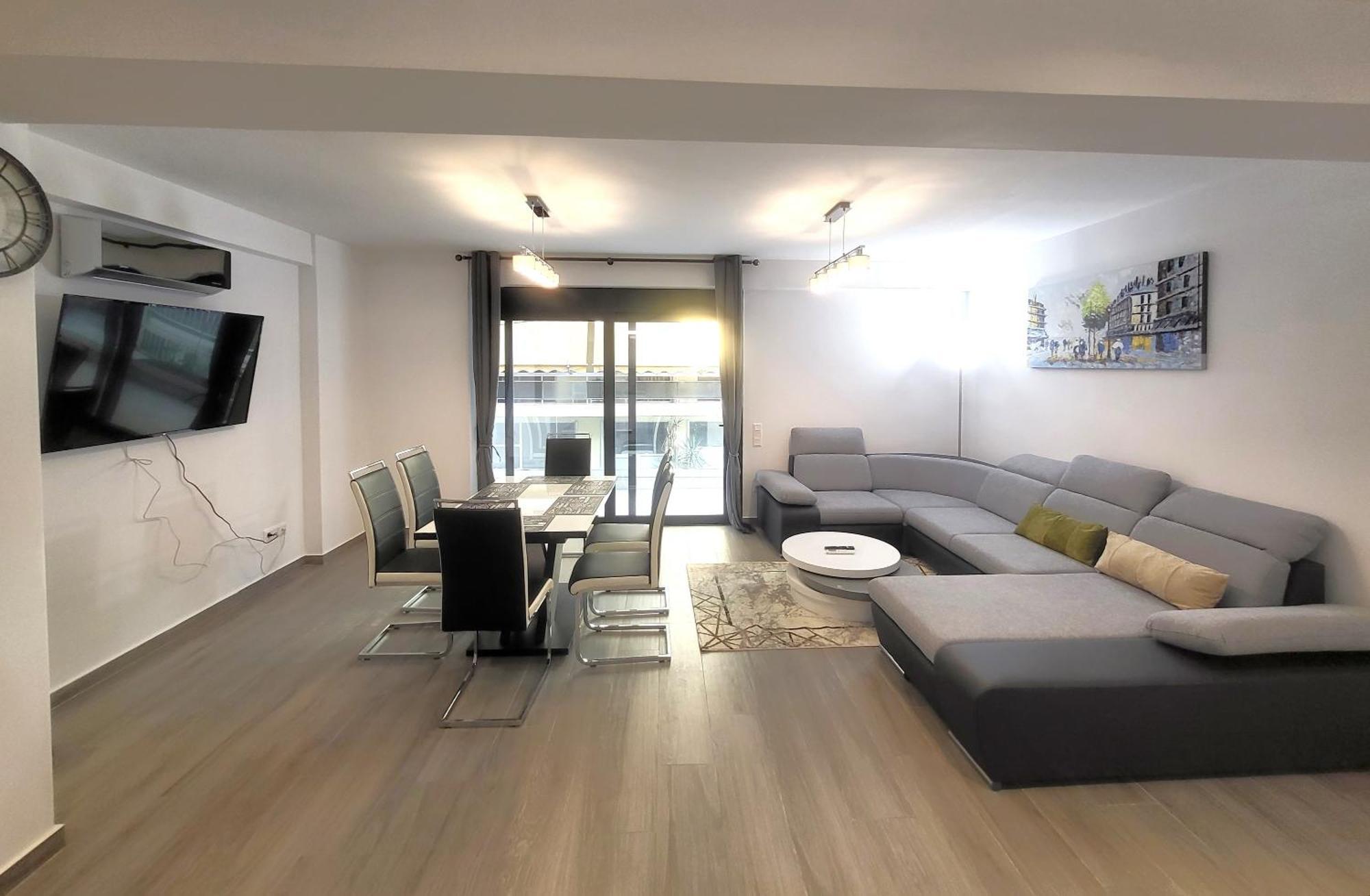 Fabilicious Suites - 2 Apartments- Romantic Jacuzzi & Spacious Family Comfort Athens Exterior photo